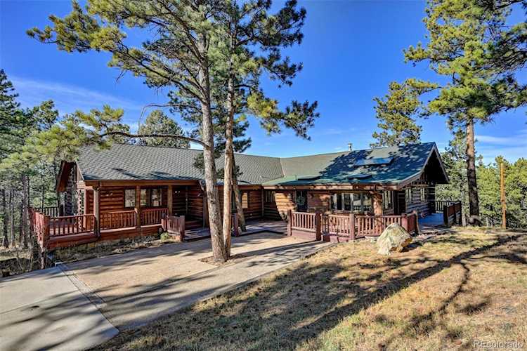 505 Chickadee Rd Golden, CO 80401