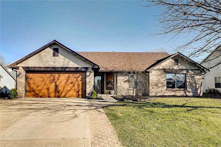 653 White Ash Trl Mooresville, IN 46158