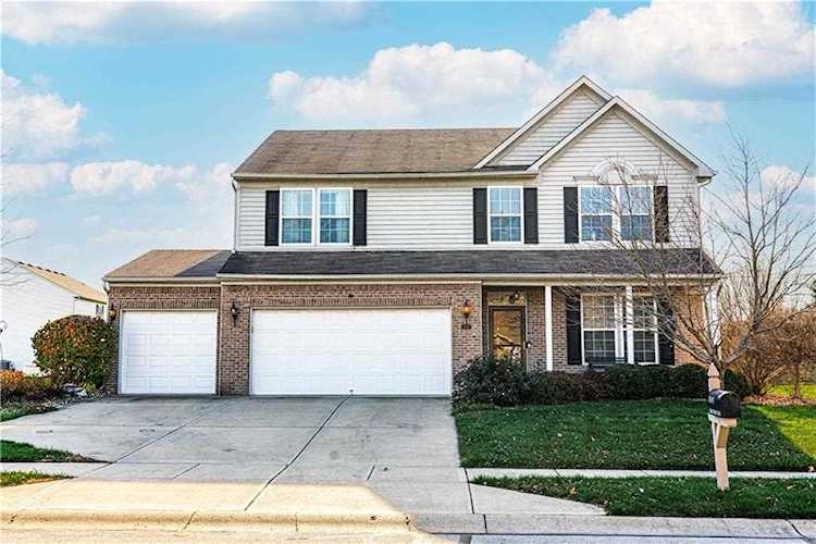 8049 Oriole Point Dr Avon, IN 46123