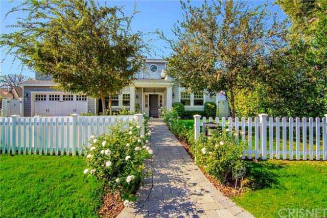 4953 Noeline Avenue Encino, CA 91436