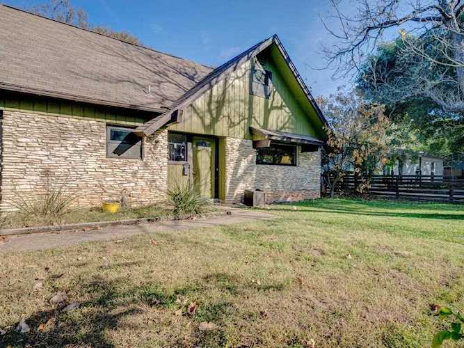 5203 Kings Highway Austin, TX 78745