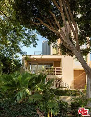 944 N Stanley Avenue #3 West Hollywood, CA 90046