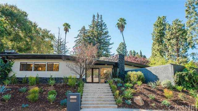 3581 Valley Meadow Road Sherman Oaks, CA 91403