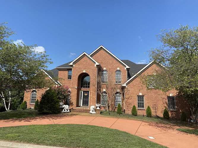 2609 Sequoya Trce Murfreesboro, TN 37127