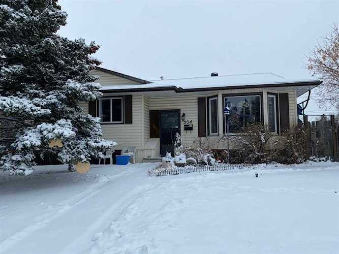 304 Manora Rise NE Calgary, AB T2A 4S2