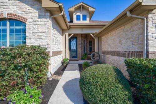 105 S Santa Fe TRL Liberty Hill, TX 78642