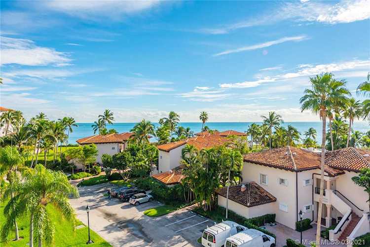 19142 Fisher Island Dr #19142 Miami Beach, FL 33109