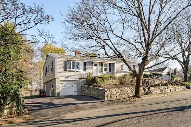 49 Turner Rd Marblehead, MA 01945