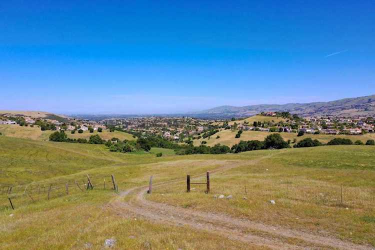 6821 Silver Creek Rd San Jose, CA 95138
