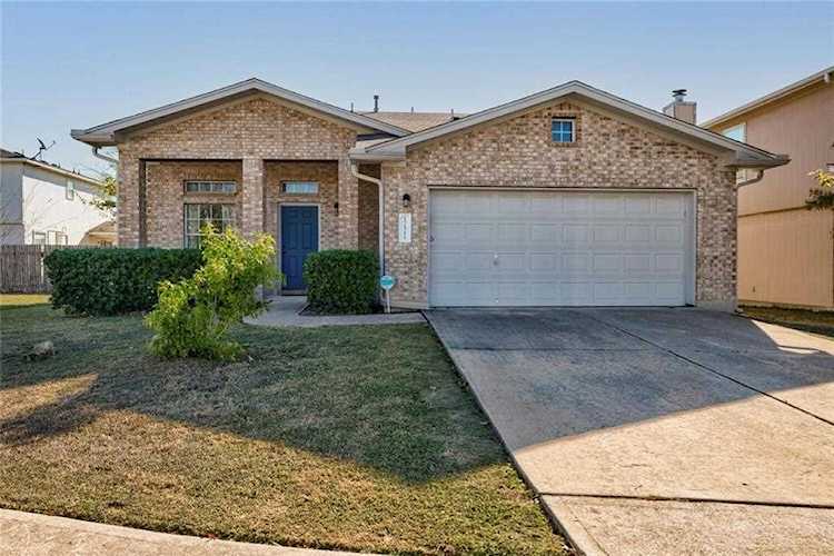 17511 Wiseman DR Pflugerville, TX 78660