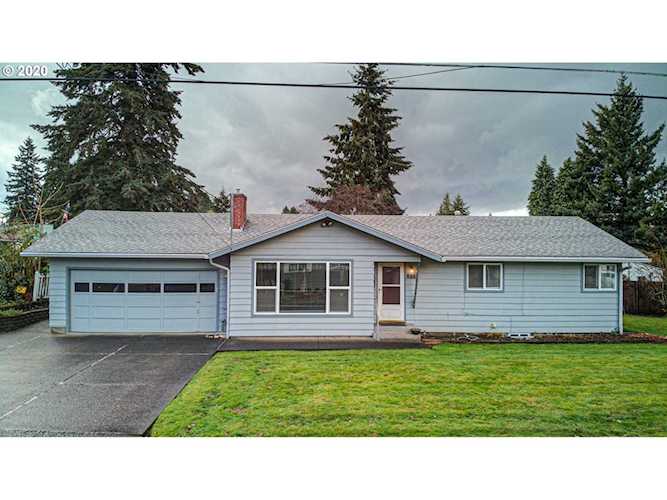 166 Belle Ct Oregon City, OR 97045