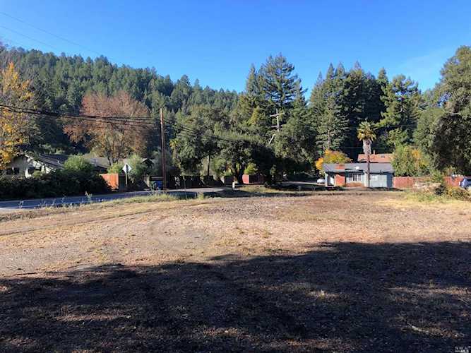 20475 Highway 116 Road Monte Rio, CA 95462