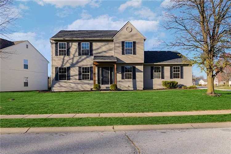 2240 Canvasback Dr Indianapolis, IN 46234