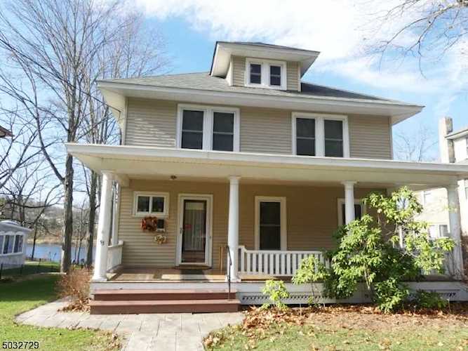 53 Bank St Sussex Boro, NJ 07461