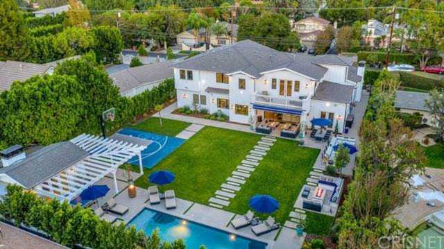 5031 Woodley Avenue Encino, CA 91436