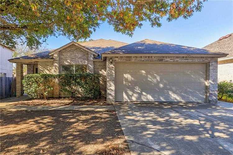 1208 Water Spaniel WAY Round Rock, TX 78664