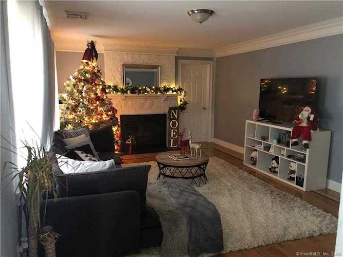 89 Jennings Avenue Bridgeport, CT 06610
