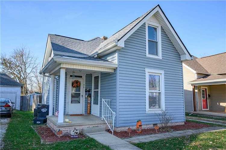 98 N Brewer St Greenwood, IN 46142