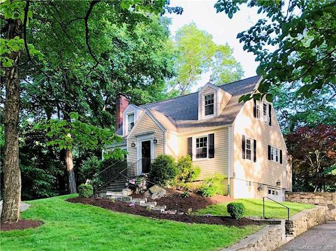 133 Vine Road Stamford, CT 06905