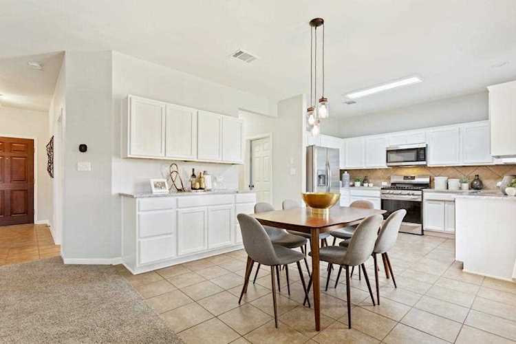 1005 Hyde Park DR Round Rock, TX 78665