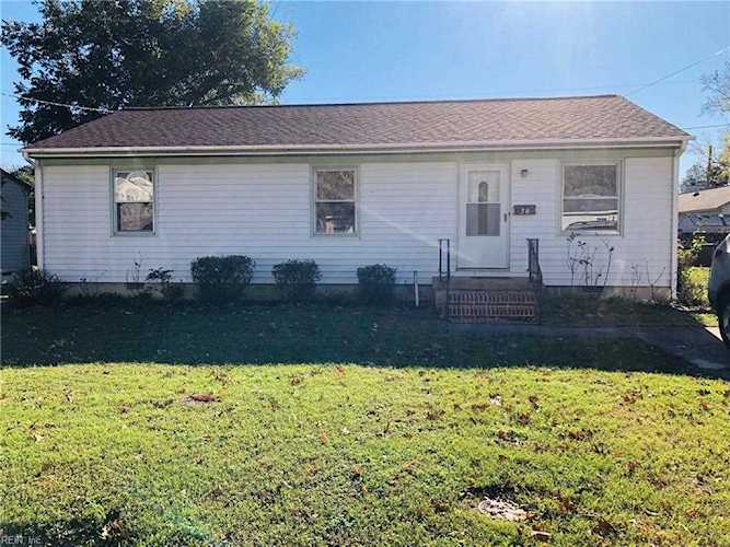 38 Whittier Ave Newport News, VA 23606