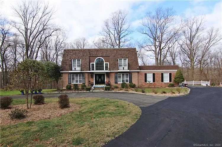 157 Jonathan Drive Stamford, CT 06903