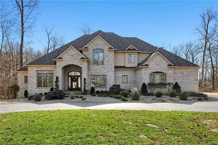 4145 Whitetail Woods Dr Bargersville, IN 46106 | MLS 21752438 Photo 1