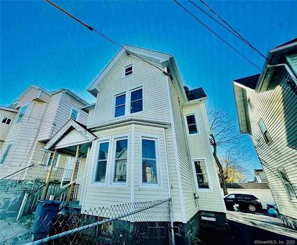 261 Coleman Street Bridgeport, CT 06604