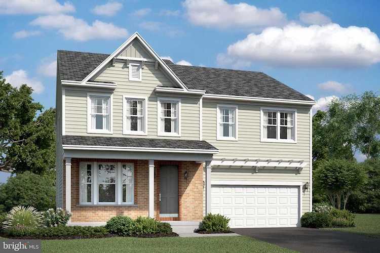 02 Shandor Rd Woodbridge, VA 22193