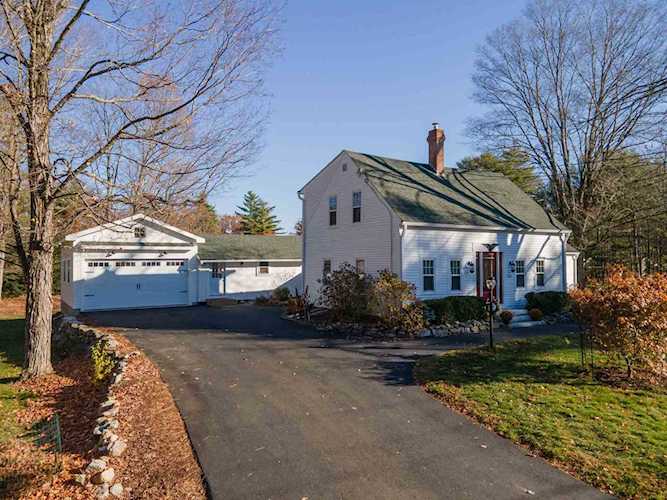 347 Winaukee Rd Moultonborough, NH 03254