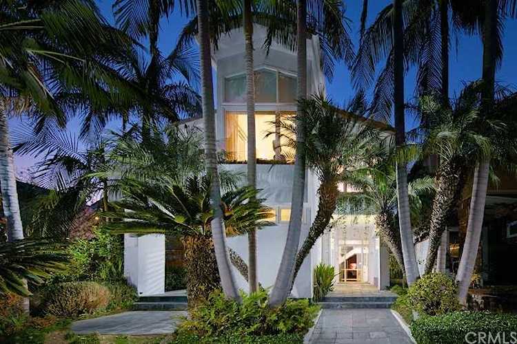215 Goldenrod Corona Del Mar, CA 92625