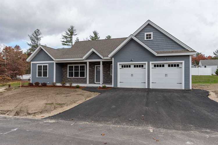 4 Braeburn Dr #Unit 1 Nashua, NH 03062
