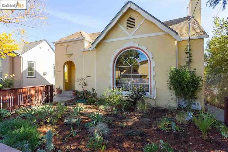 3630 Hillview St Oakland, CA 94602