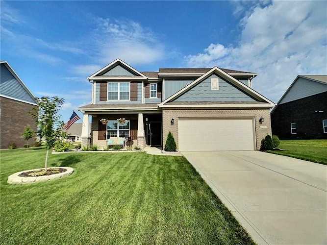 5237 Karlyn Ct Bargersville, IN 46106 | MLS 21754405 Photo 1