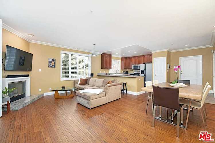 1211 S Shenandoah Street #104 Los Angeles, CA 90035