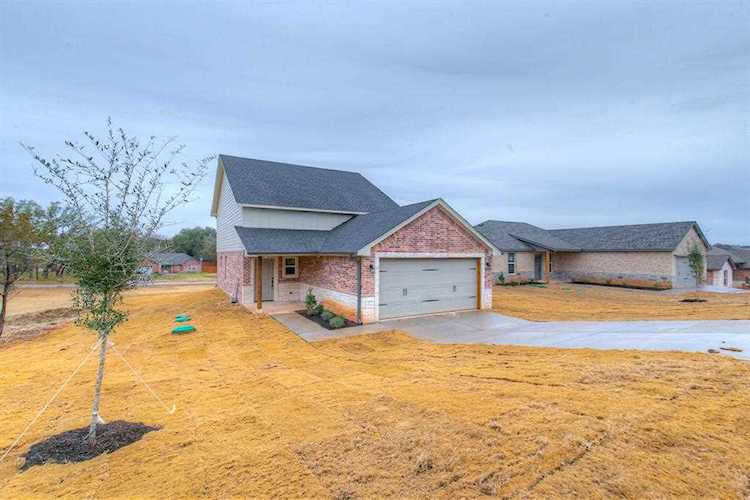 2116 Christine Drive Granbury, TX 76048