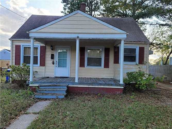 733 Lanier Cres Portsmouth, VA 23707