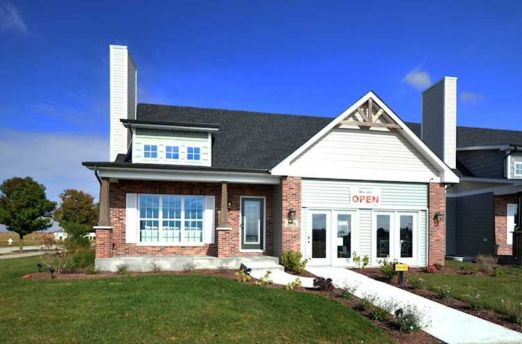 2064 Waters Edge Dr Minooka, IL 60447 | MLS 10938445 Photo 1