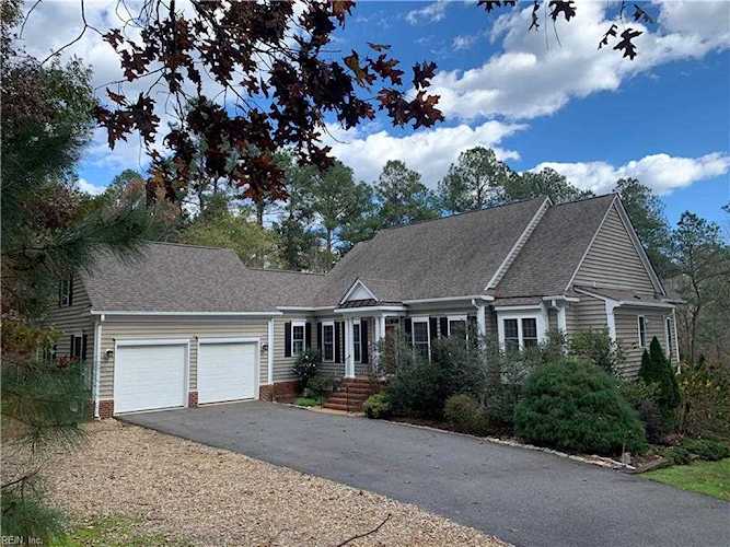9112 Manorwood Way Toano, VA 23168