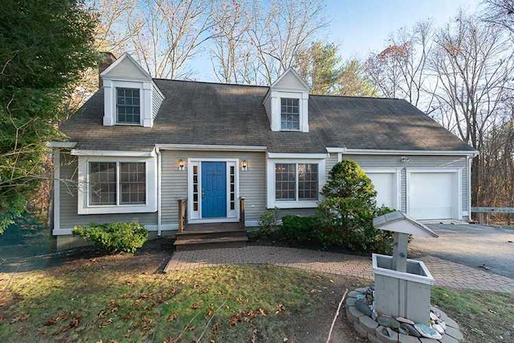 3 Berry Drive Newburyport, MA 01950