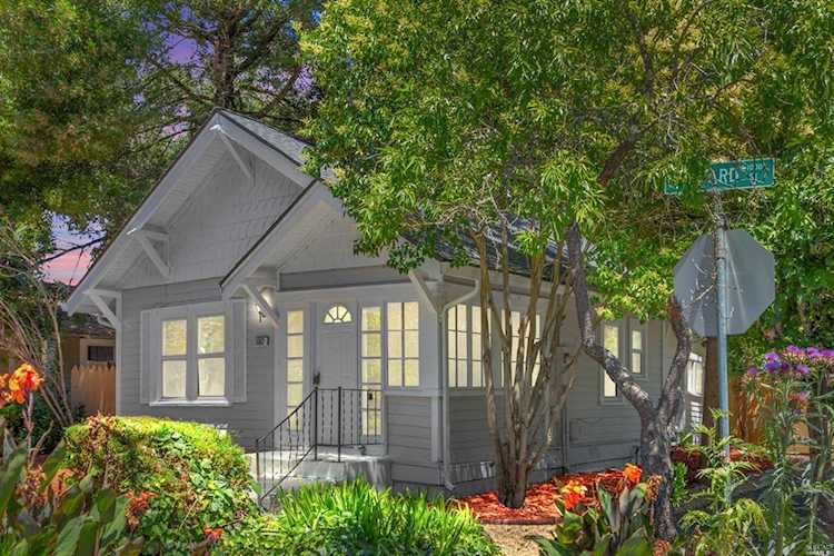1002 Orchard Street Santa Rosa, CA 95404