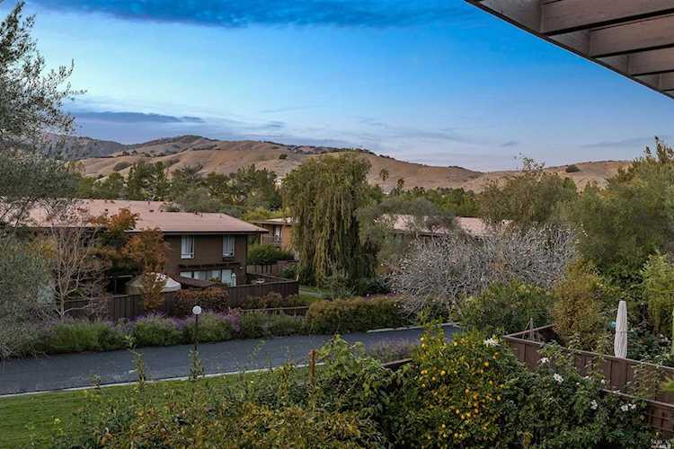 45 Forest Lane San Rafael, CA 94903