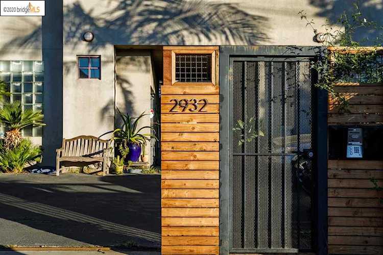 2932 Filbert Street Oakland, CA 94608 | MLS 40929935 Photo 1