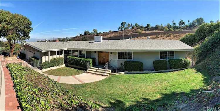 3576 Royal Woods Drive Sherman Oaks, CA 91403
