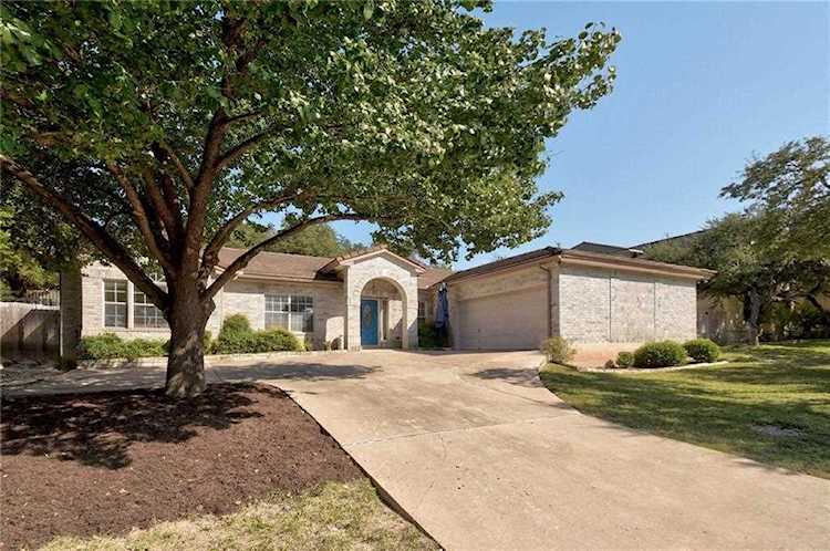 111 Tallstar Lakeway, TX 78734