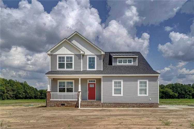 5202 Okelly Dr Suffolk, VA 23437