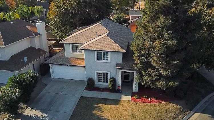 10709 N Seal Cove Fresno, CA 93730
