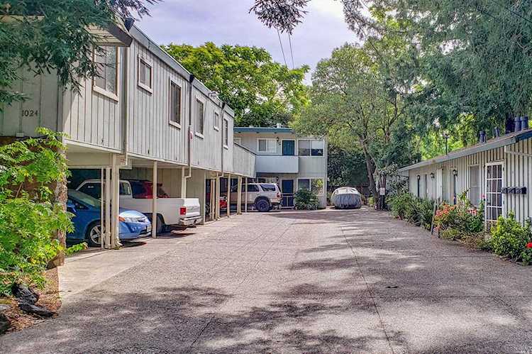 1022 King Street Santa Rosa, CA 95404