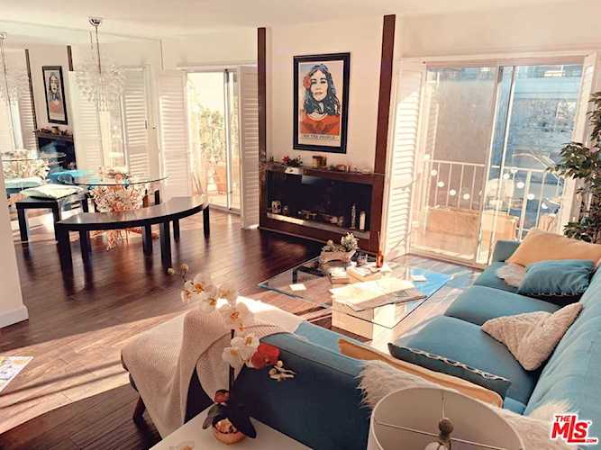 5625 Windsor Way #215 Culver City, CA 90230