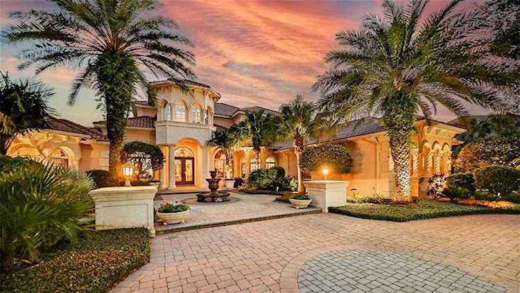 8263 Archers Ct Sarasota, FL 34240